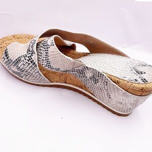 Donald J. Pliner Serena White and Black Snake Print CorkWedge Sandals 9M NEW